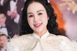 Nữ Tiến sĩ quê Nghệ An gây chú ý với dấu mốc 20 năm ca hát, tiết lộ người đặc biệt ủng hộ cả vật chất và tinh thần