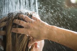 Bộ Y tế đình chỉ lưu hành, thu hồi dầu gội, xả Nourishing hair care nhãn hàng Herba Luxe