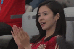 Nữ MC từng 'đốn tim' khán giả ở World Cup 2014, giờ ra sao?