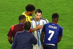 Cape Verde chiến đấu kiên cường trước Messi và đồng đội