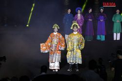 Kể câu chuyện áo dài bằng nghệ thuật bên dòng sông Hương