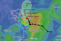 Bão số 1 giật cấp 11, cách Móng Cái (Quảng Ninh) khoảng 180km