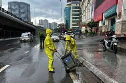 Thoát nước Hà Nội tổ chức ứng trực 24/24 giờ ứng phó bão số 1