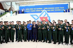 Khơi dậy khát vọng cống hiến của tuổi trẻ trong kỷ nguyên phát triển mới của dân tộc - Bài 6: Tuổi trẻ Quân đội tự hào, vững bước