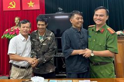 Băng rừng cứu người đi lạc
