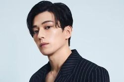 Mackenyu Arata 'ra mắt nhà mới'