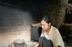 Giấc mơ đại học của nữ sinh người Thái xứ Thanh