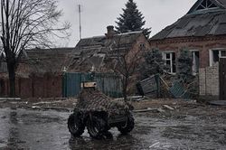 Nga tuyên bố kiểm soát thành phố chiến lược ở Donbass