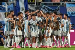 Kết quả bóng đá World Cup 2026: Argentina 3-2 Cape Verde: Messi phá vỡ mọi kỷ lục, Argentina hạ Cape Verde sau 120 phút căng thẳng