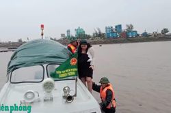 Đồn Biên phòng Cát Hải hỗ trợ đưa sản phụ bị vỡ ối vào đất liền cấp cứu