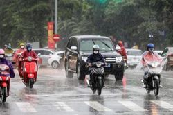 Thời tiết ngày 4/7: Bắc Bộ, Trung Bộ có mưa lớn