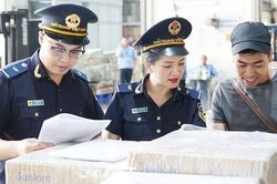 Hải quan thu ngân sách gần 265.000 tỷ đồng sau nửa năm, xuất nhập khẩu tăng tốc