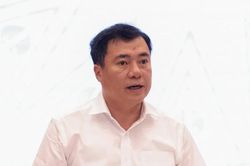 Thứ trưởng bất bình việc giá xăng dầu giảm nhưng các mặt hàng... không giảm