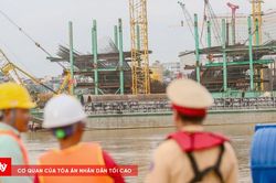 Hà Nội siết an toàn giao thông đường thủy tại các dự án cầu vượt sông Hồng