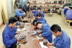 Công đoàn tăng cường chăm lo lao động là người dân tộc thiểu số và miền núi