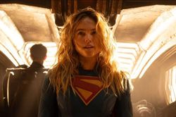 Doanh thu Supergirl giảm đến 73%, DC đối mặt cú hụt hơi nặng nề tại phòng vé