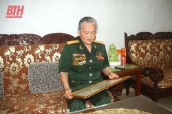 Nữ anh hùng tải đạn Ngô Thị Tuyển từ trần