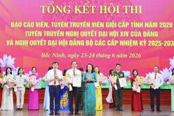 Báo cáo viên Nguyễn Văn Nguyên: 'Lý luận không khô khan nếu người nói đặt vào đó cả trái tim'