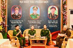 Hành trình từ binh nghiệp đến văn chương