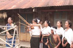 Thiết tha điệu hát h'ri