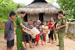 Xây 'lá chắn' phòng, chống ma túy từ địa bàn cơ sở