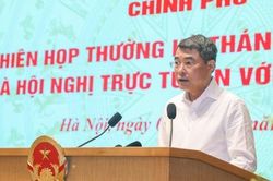 Thủ tướng: Xử l&yacute; hiệu quả, đưa dự &aacute;n tồn đọng k&eacute;o d&agrave;i v&agrave;o triển khai để tạo nguồn thu ng&acirc;n s&aacute;ch