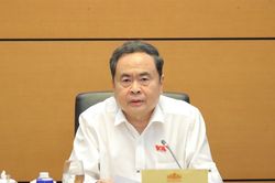 Chủ tịch Quốc hội Trần Thanh Mẫn k&yacute; ban h&agrave;nh Nghị quyết th&agrave;nh lập Nh&oacute;m đại biểu Quốc hội trẻ kh&oacute;a XVI