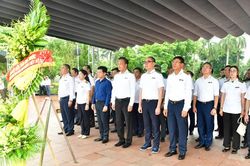 Đảng ủy Kiểm toán nhà nước dâng hương các Anh hùng liệt sỹ tại Quảng Trị