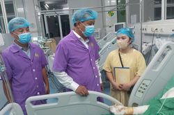 Sức khỏe bé 13 tuổi trong vụ cháy ở khu đô thị Văn Phú hiện ra sao?