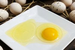 3 cách đơn giản để nhận biết trứng hỏng giúp tránh ngộ độc