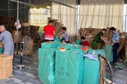 Thu giữ hơn 4.600 gói trà giả, khởi tố chủ cơ sở sản xuất