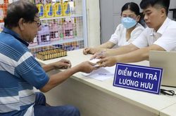 Người hưởng lương hưu tăng