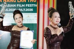 DANAFF IV: Việt Hương thắng giải Nữ chính, Truy tìm Long Diên Hương lập cú đúp