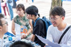 Điểm chuẩn đại học 2026 sẽ phân hóa theo từng tổ hợp xét tuyển