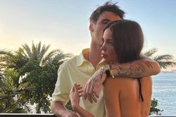 Bạn g&aacute;i Cruz Beckham g&acirc;y ch&uacute; &yacute;