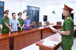 Vụ điểm 10 Toán ở Tuyên Quang: Công an giữ khẩn cấp một giáo viên