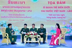 Tọa đàm sĩ quan trẻ hai nước Việt Nam-Lào