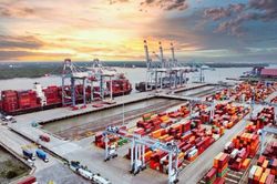 Chi phí logistics tăng cao, doanh nghiệp cần làm gì để lấy lại sức cạnh tranh