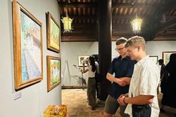 Khám phá vẻ đẹp Quốc Tử Giám qua nghệ thuật