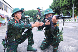 Thượng sĩ Đặng Anh Tài phấn đấu vươn lên bằng ý chí, nghị lực và khát vọng cống hiến