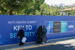 Thế giới thời đàm: 'NATO kinh tế'