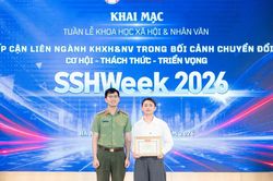 Nam sinh trường Nhân văn phát triển hệ thống AI dự báo điểm chuẩn đại học cập nhật theo thời gian thực