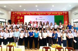 Học bổng 'Nữ sinh hiếu học vượt khó' đến đặc khu Côn Đảo