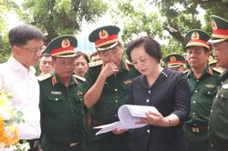 Ph&oacute; Thủ tướng Phạm Thị Thanh Tr&agrave;: Phải đặc biệt quan t&acirc;m việc x&aacute;c định th&ocirc;ng tin liệt sĩ