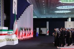 Lãnh đạo tối cao Iran sẽ vắng mặt trong lễ tang cha mình