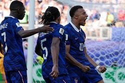 Kết quả b&oacute;ng đ&aacute; World Cup 2026: Ph&aacute;p 1-0 Paraguay: Mbapp&eacute; &aacute;p s&aacute;t kỷ lục ghi b&agrave;n của Messi, Ph&aacute;p chạm tr&aacute;n một đối thủ nhiều duy&ecirc;n nợ ở tứ kết