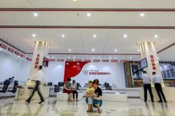 Thất nghiệp 'bủa vây', người trẻ Trung Quốc tìm nơi trú ẩn tại trung tâm cộng đồng