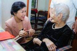 Hành trình tri ân trên đất lửa Quảng Trị: Tiếp sức những người lính ngày đêm đưa liệt sĩ trở về
