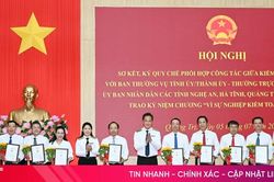 Hà Tĩnh có 5 cá nhân được trao kỷ niệm chương 'Vì sự nghiệp Kiểm toán Nhà nước'