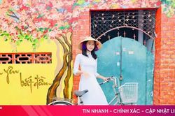 Giới trẻ thích thú check-in tại 'làng bích họa' Cửa Nhượng